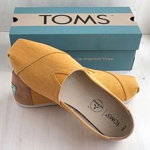 New Yellow Toms